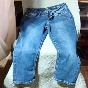 Nwot new direction 12 crop jeans